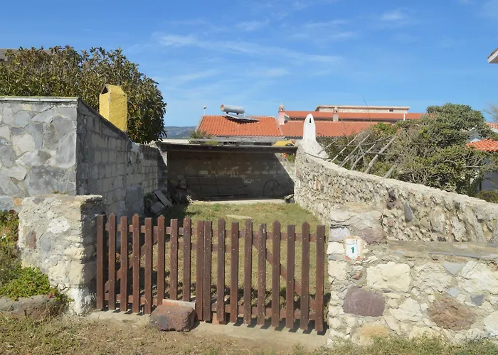 Casa Su Riu 度假居 *